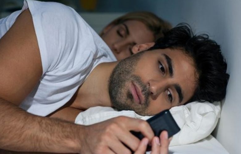 Αυτός είναι ο λόγος που οι άνθρωποι απιστούν, σύμφωνα με έρευνες 17