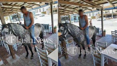 Photo of Τύπος καβάλα σε άλογο μπήκε στην καφετέρια για να παραγγείλει